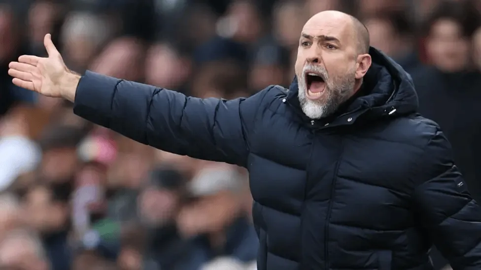 半岛体育官网-BBC：热刺致信PGMOL，认为球队在禁区推人动作被双标对待